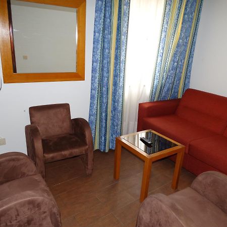 Al Center Aveiro Alojamento Local Hotel Ngoại thất bức ảnh